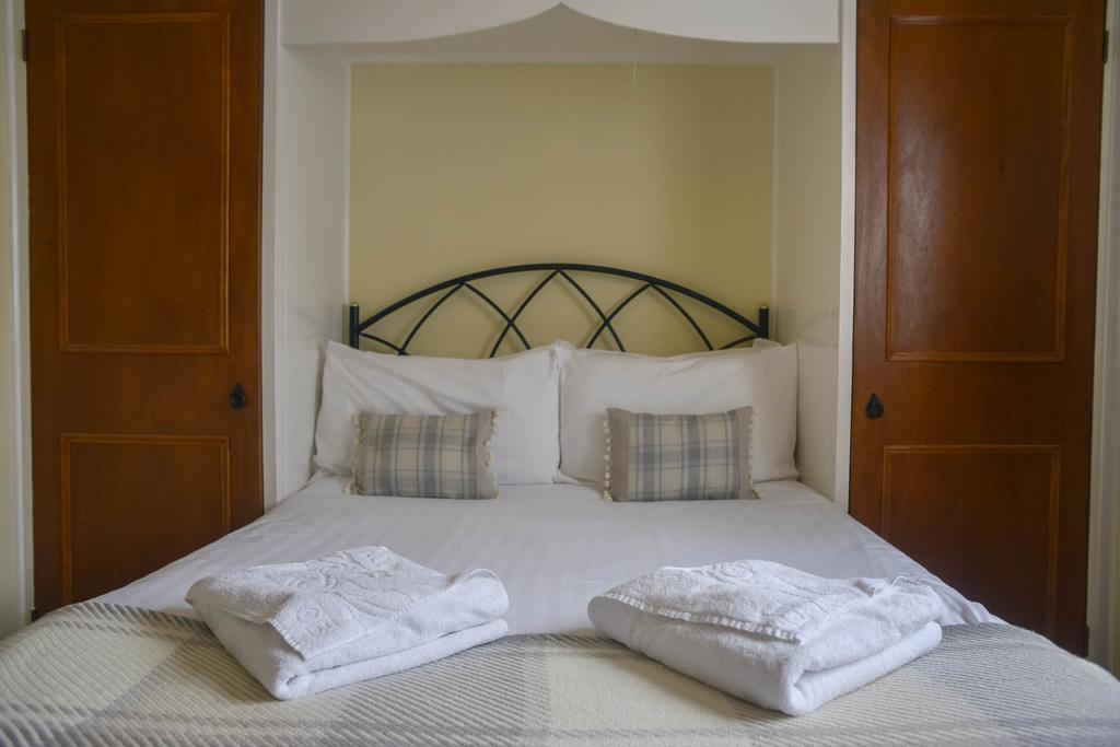 The Whitestonecliffe Inn Sutton  Kamer foto